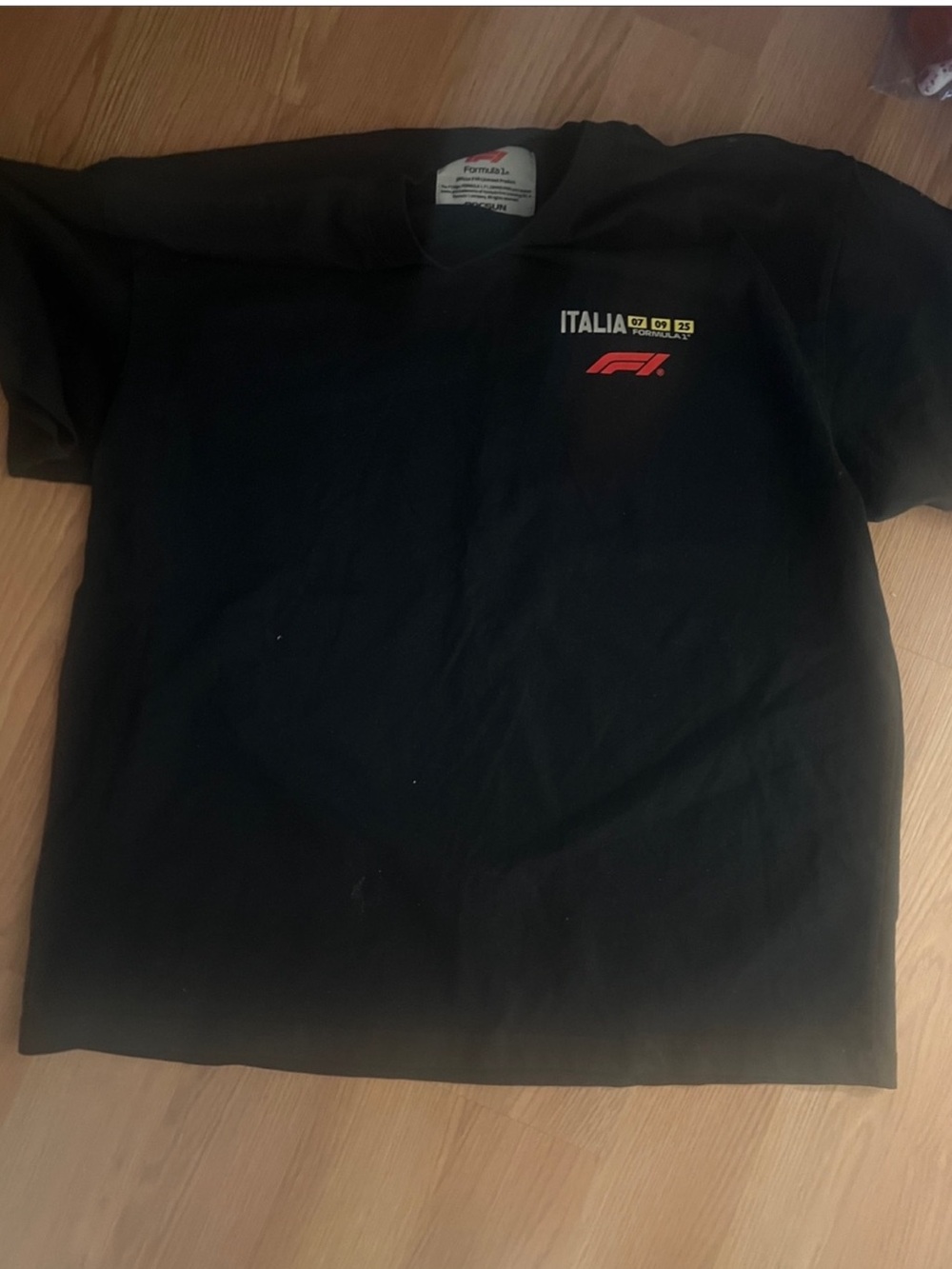 VIRAL🚨NWOT MENS Formula 1 Italia Black Graphic Tee🚨